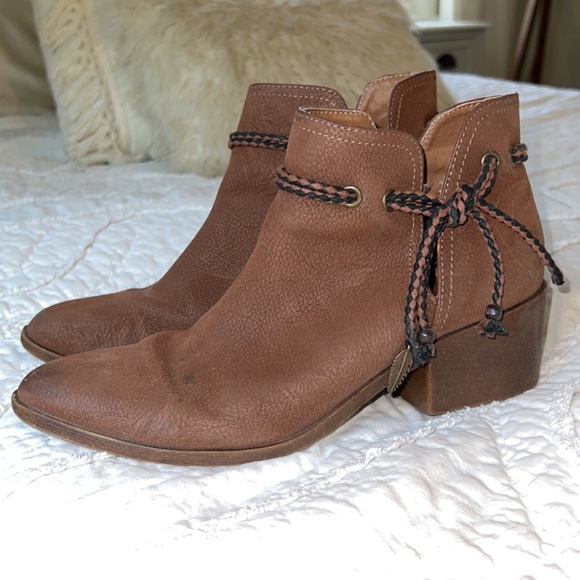 Brown Ankle Boots - Picture 1 of 4